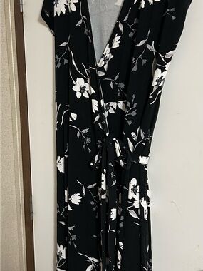 Old Navy Black Floral Mini Dress